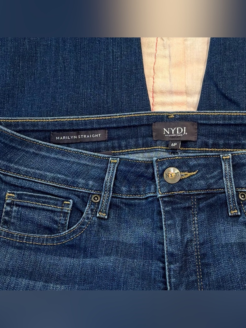 Like New NYDJ Marilyn Straight Capris Jeans Petite, Women Sz 6P, Dark Denim Crop - Picture 9 of 14
